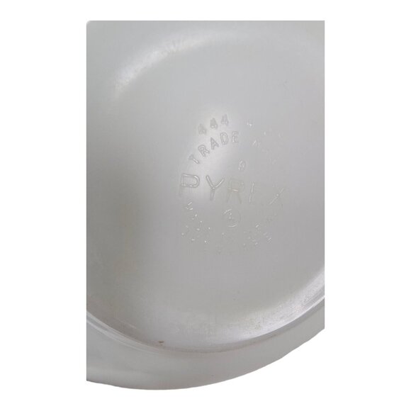 Vtg Pyrex Cinderella Milk Glass Mixing Bowl #444 4 QT Town & Country Pattern - Picture 9 of 12